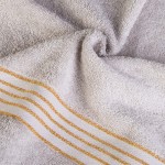 Komplet ręczników z bawełny w eco pudełku kolor jasny szary z bordiurą w złote paski 500 g/m2 TIWANO 2 kpl.